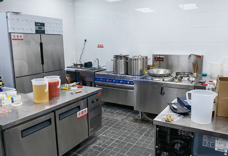 御牛師和牛自助火鍋連鎖餐飲烹飪區(qū)