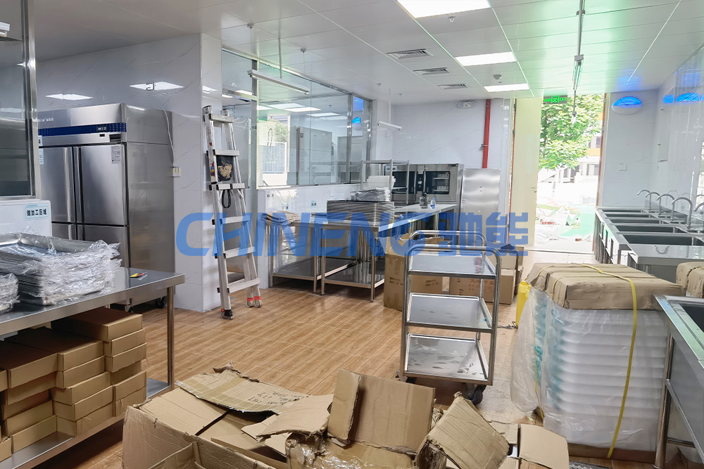 深圳光明璽云幼兒園A級(jí)食堂廚房加工間